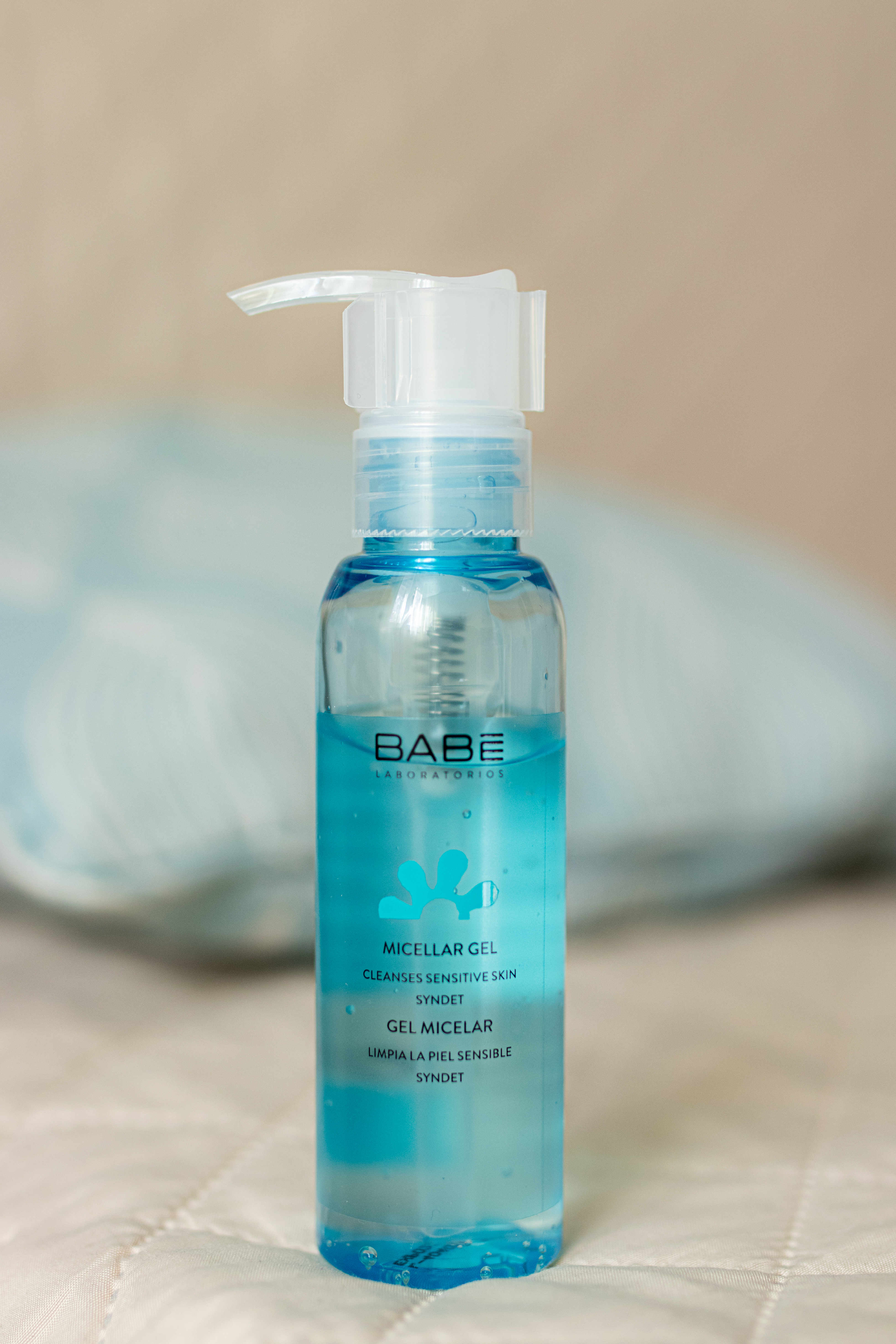 Міцелярний гель: Babe Laboratorios Soothing Micelar Gel в travel-форматі