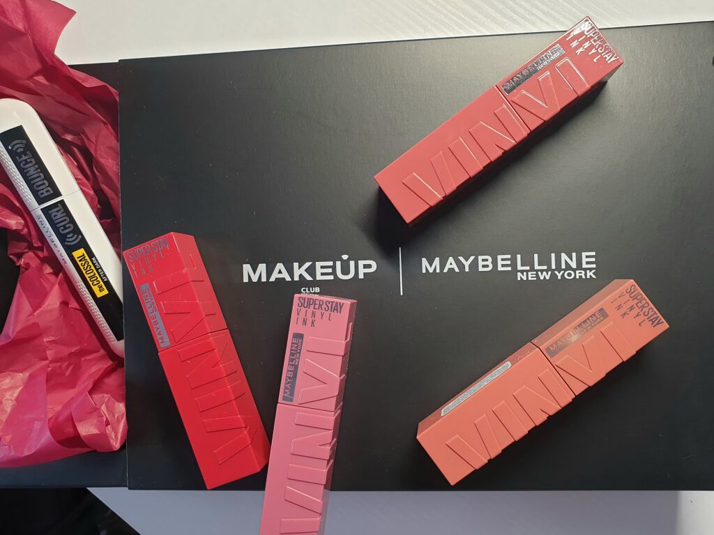 #maybellinenymakeupclub тестуємо неймовірний бокс від Maybelline 💓