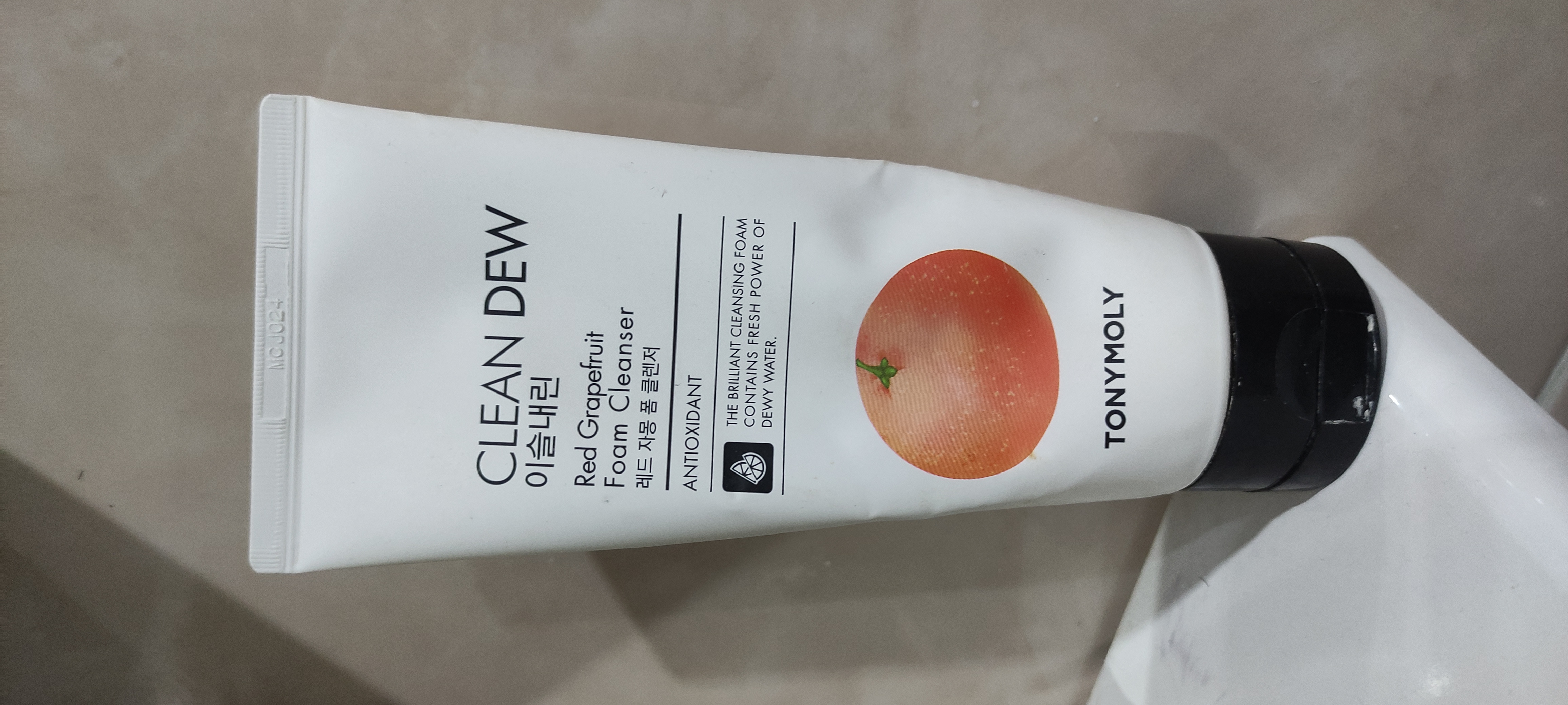 Tony Moly Clean Dew Foam Cleanser Grapefruit