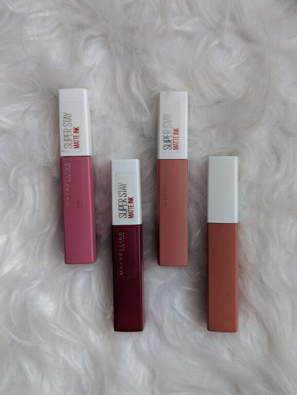 Свотчі помад Maybelline SuperStay Matte Ink