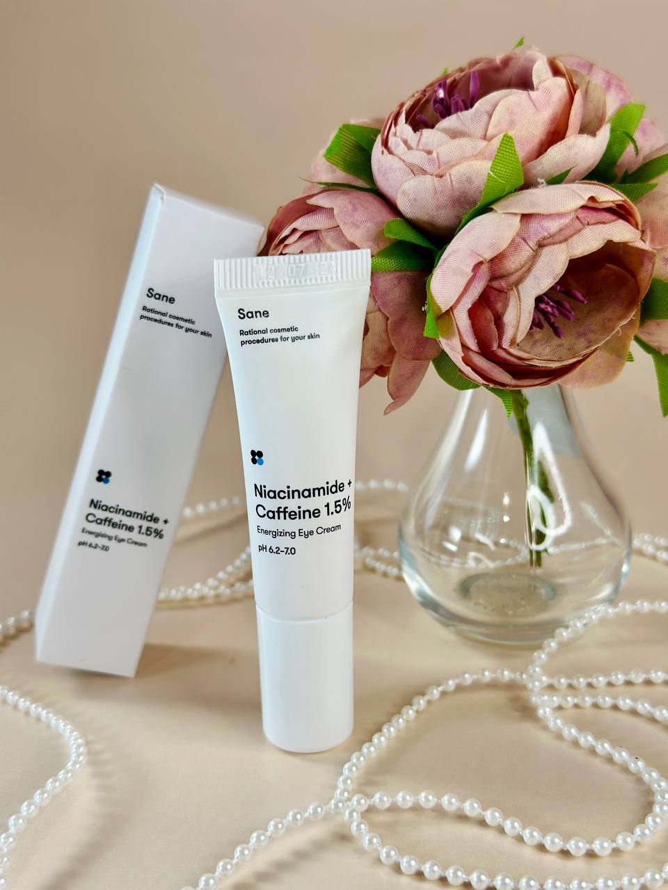 Sane Niacinamide + Caffeine 1.5% Energizing Eye Cream