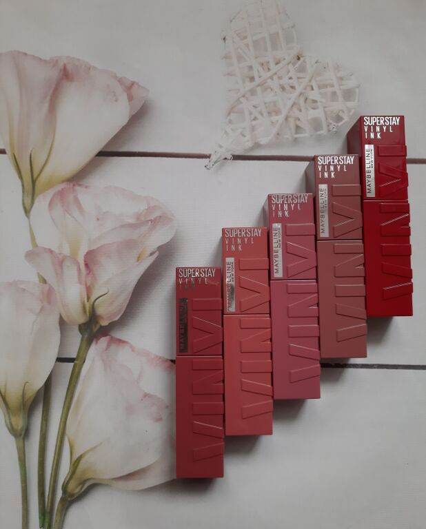 Стійка рідк�а помада для губ Maybelline SuperStay Vinyl Ink Liquid Lipstick