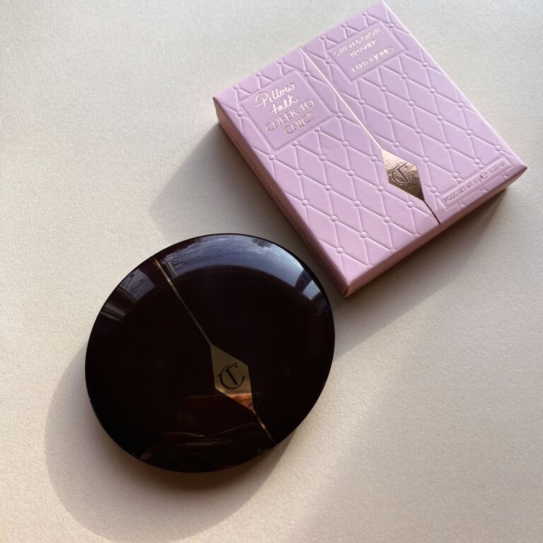 Charlotte Tilbury Cheek to Chic Pillow Talk