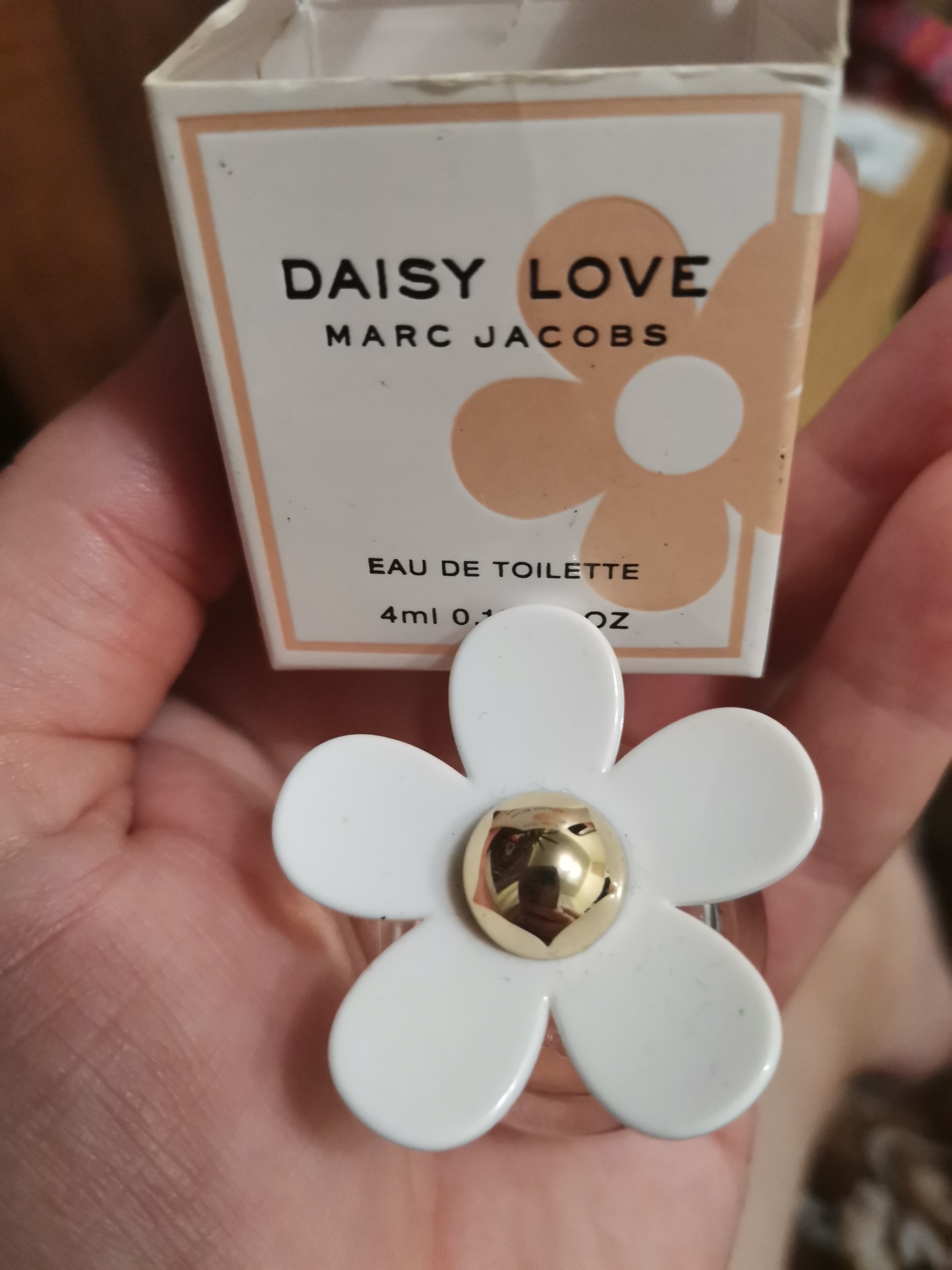 Marc Jacobs "Daisy Love"