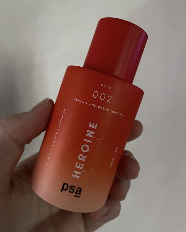 Тонік-суперфуд для с�яйва шкіри PSA Heroine Mandelic & Licorice Superfood Glow Toner