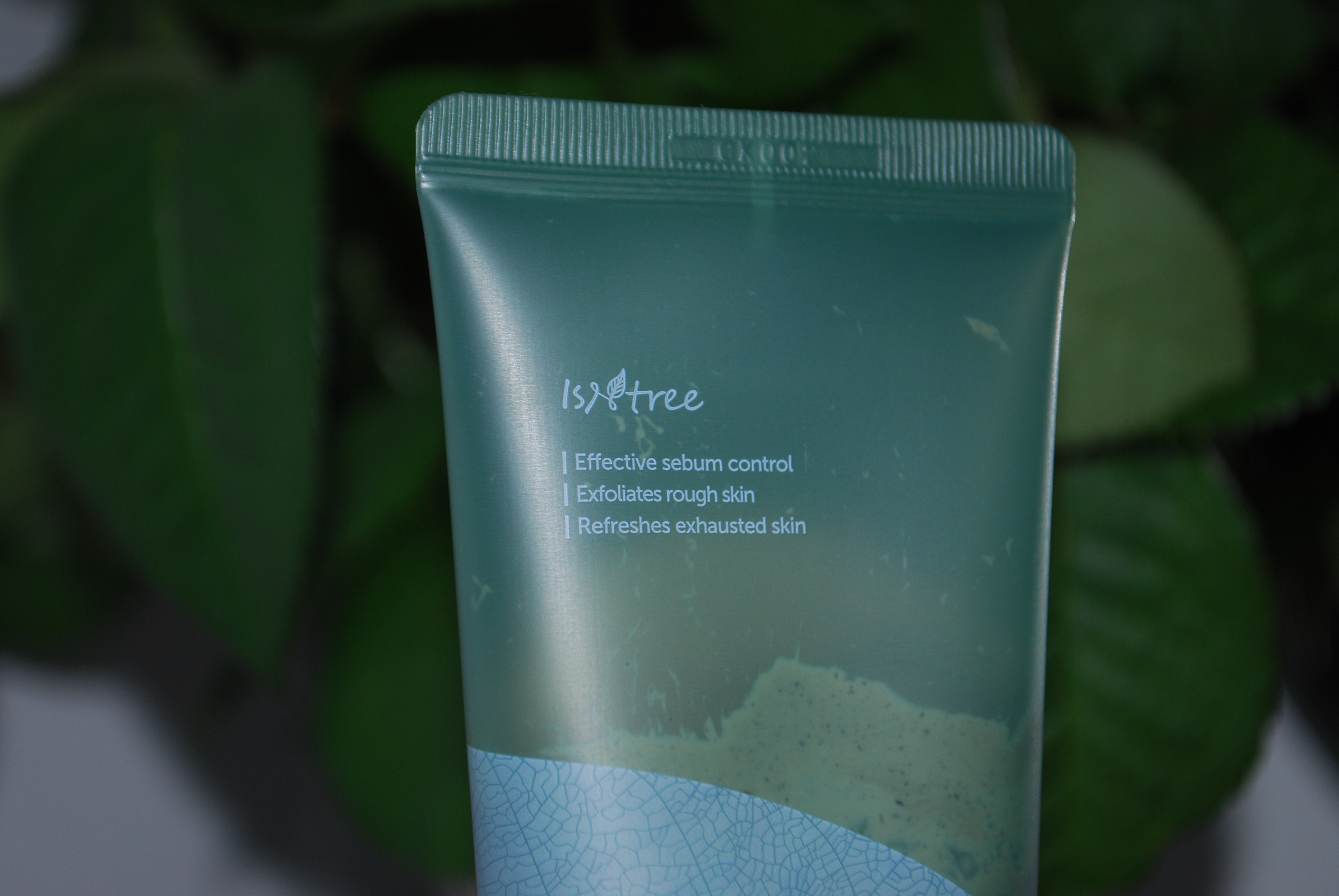 Isntree Mugwort Calming Clay Mask