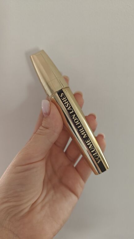 Туш L`Oréal Paris Volume Million Lashes Classic