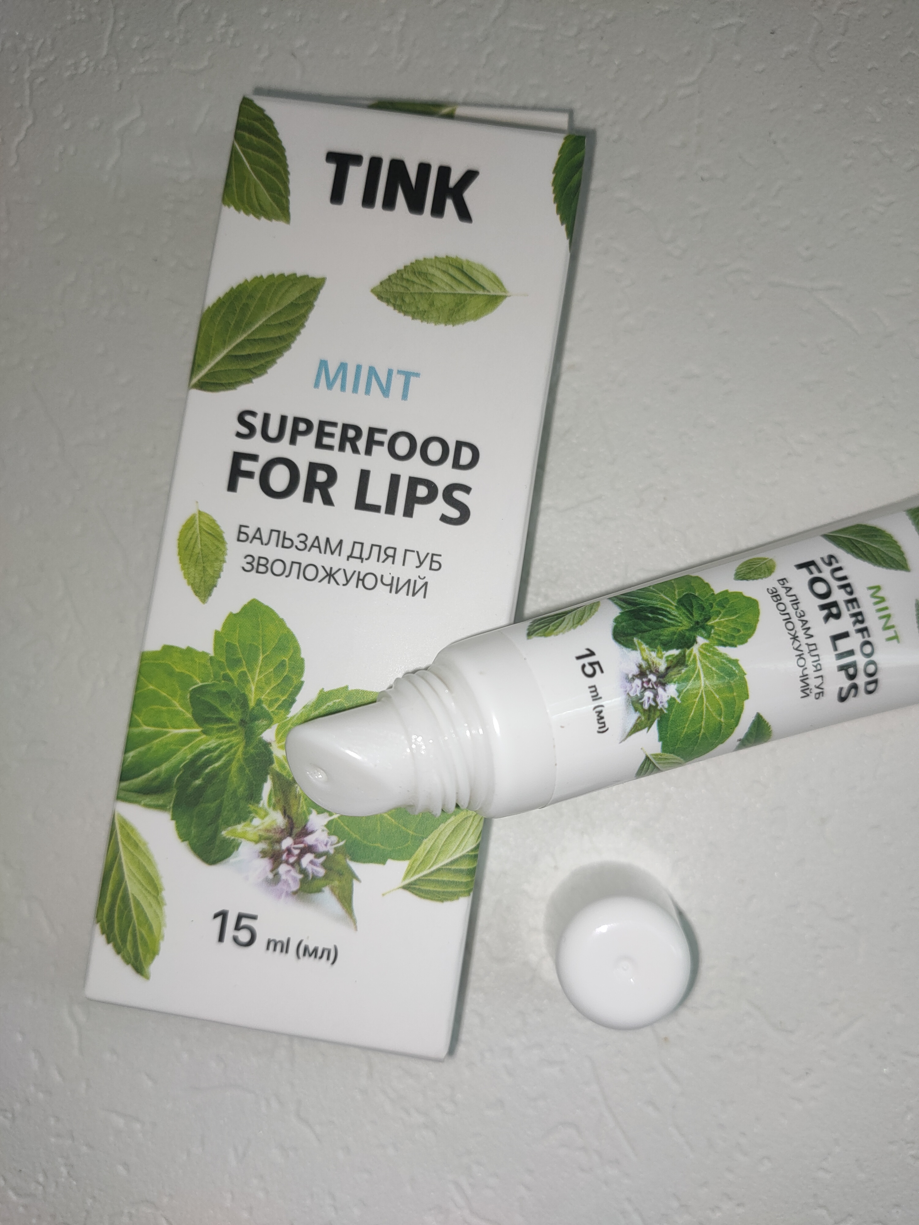 Охолоджувальний бальзам для губ "М'ята" Tink Superfood For Lips Mint