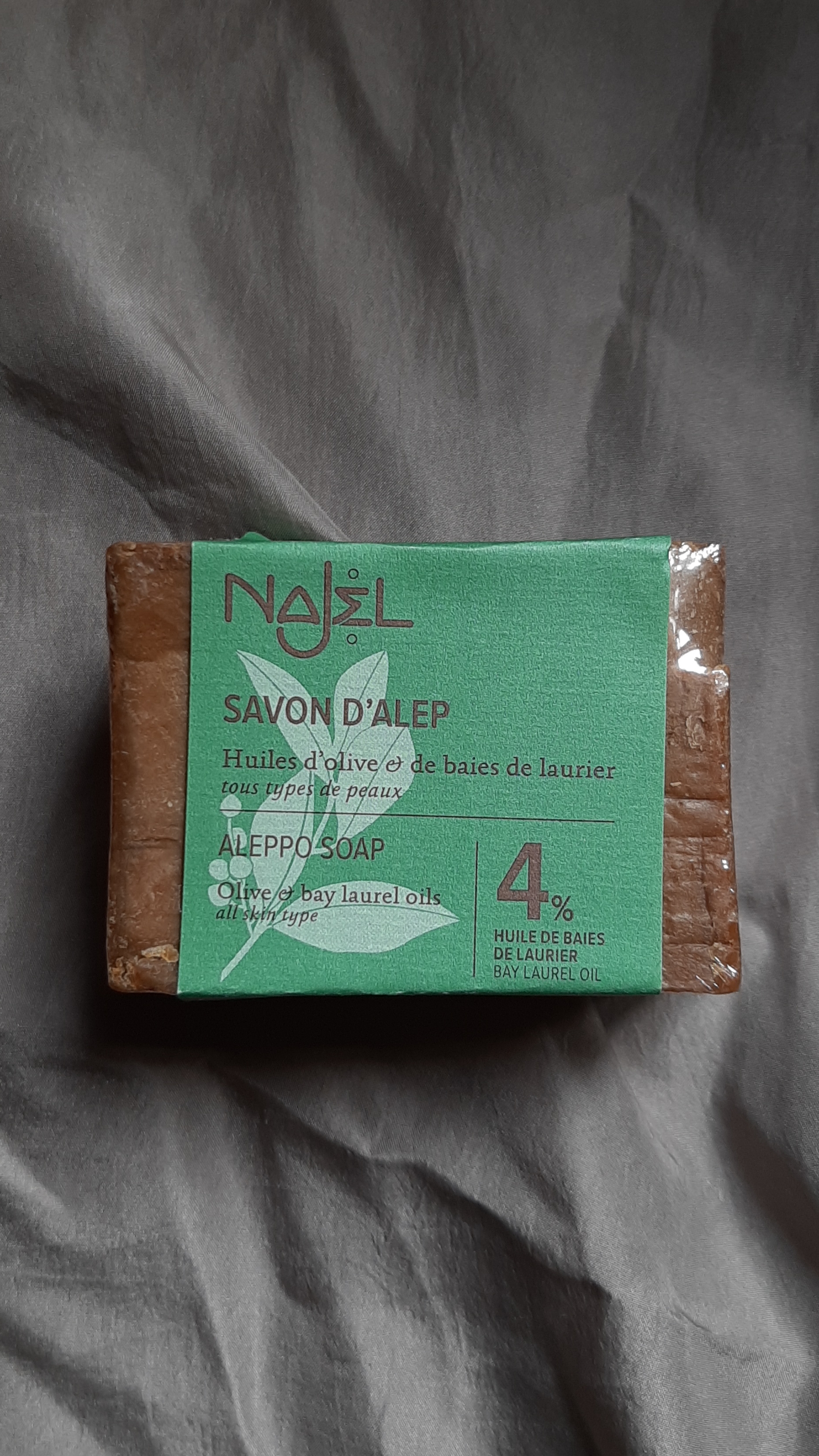 Ніжне алеппське мило з 4% лаврової олії Najel 4% Aleppo Soap