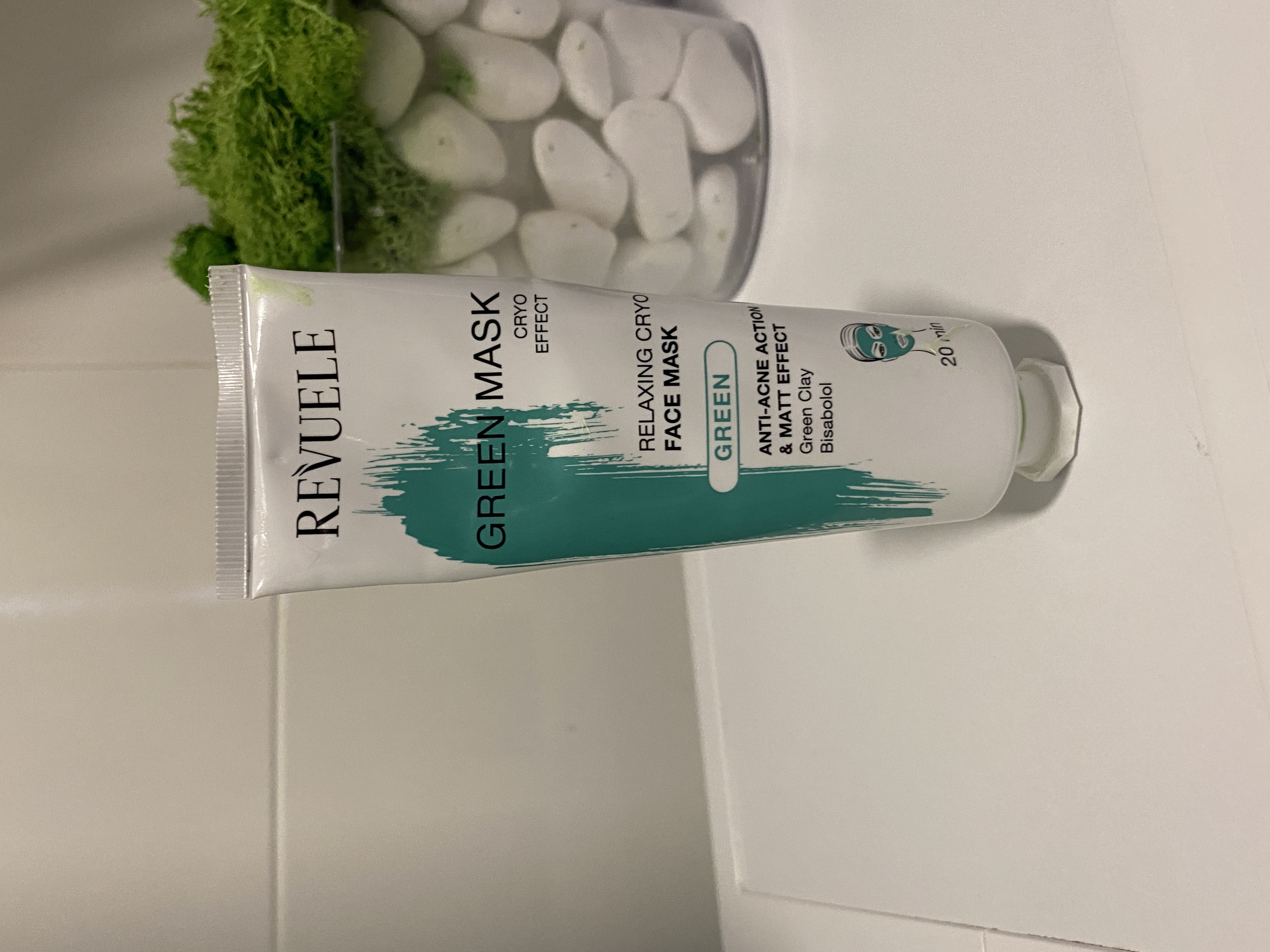 Revuele Anti-Acne Green Face Mask Cryo Effect