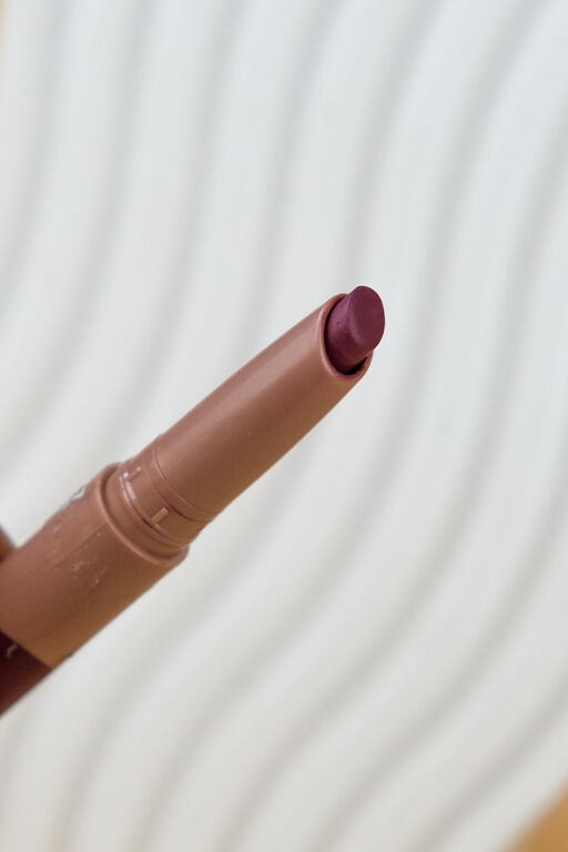 L'Oreal Paris Matte Lip Crayon: саме те для маленьких губ