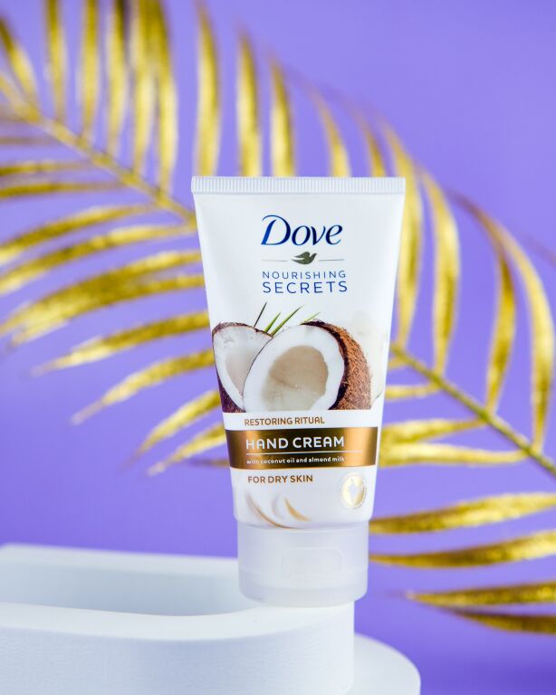 Новенькі солодощі для рук : Dove Nourishing Secrets Restoring Ritual Hand Cream