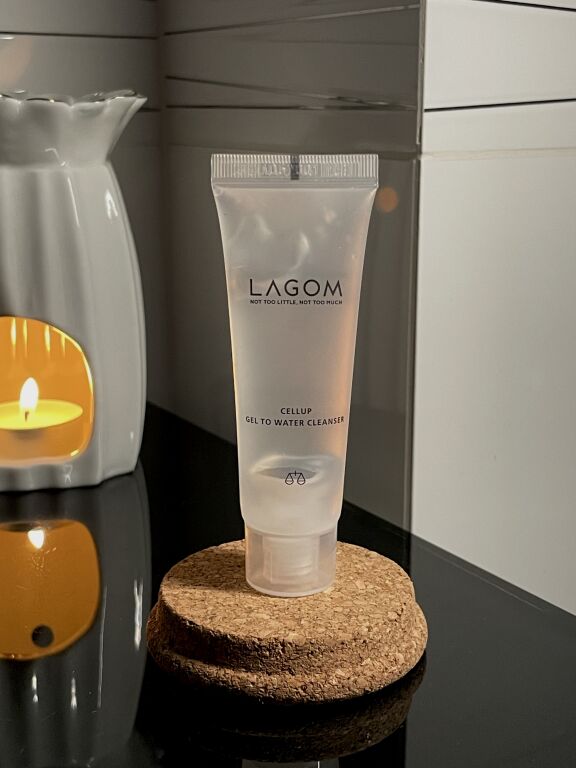 М'який очищувальний гель для обличчя Lagom Cellup Gel To Cleanser