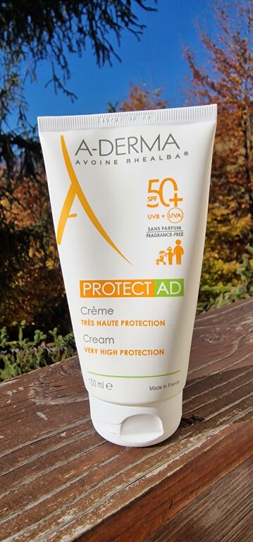 Водостійкий сонцезахист A-Derma Protect AD