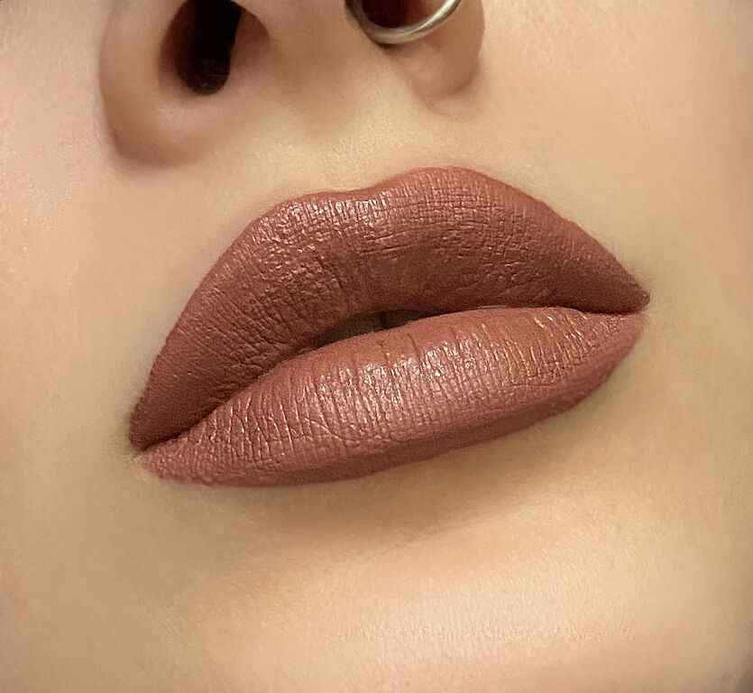 Golden Rose Longstay Liquid Matte Lipstick