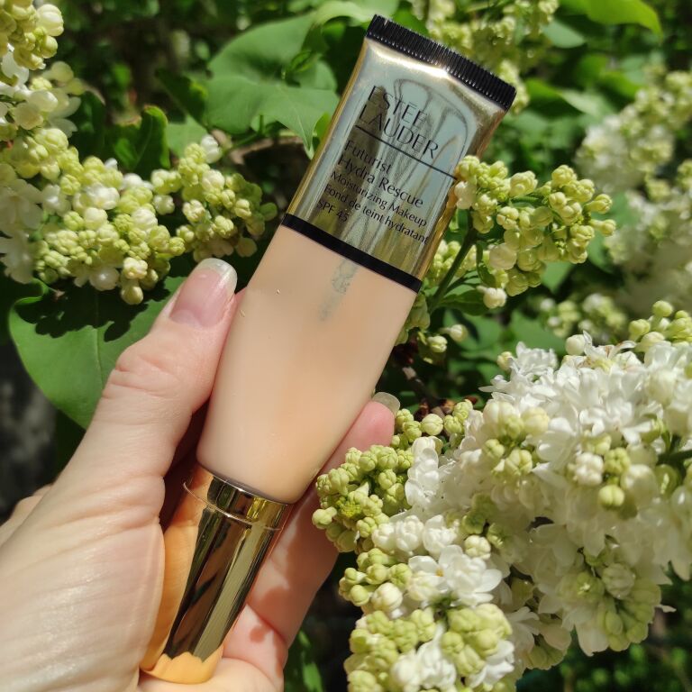 Люксовий тональний з пробіотиками, пептидом та SPF45  Estee Lauder Hydra Futurist