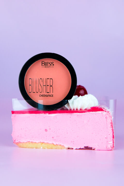 Вишенька на торті будь якого макіяжу : Bless Beauty Blusher