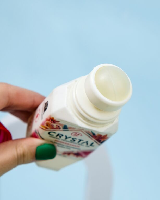 Crystal Essence Deodorant Roll-On Pomegranate : досвід користування більше року 