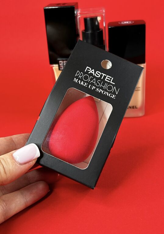 Яєчко від PASTEL: достойна альтернатива Beauty Blender та мого старенького  Real Techniques