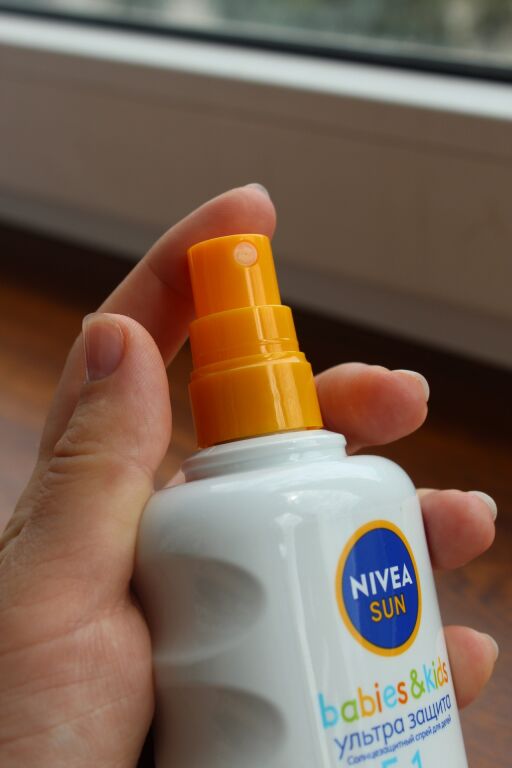 Дитячий сонцезахисний спрей SPF 50+ NIVEA SUN Babies&Kids Sensitive Protect 5in1