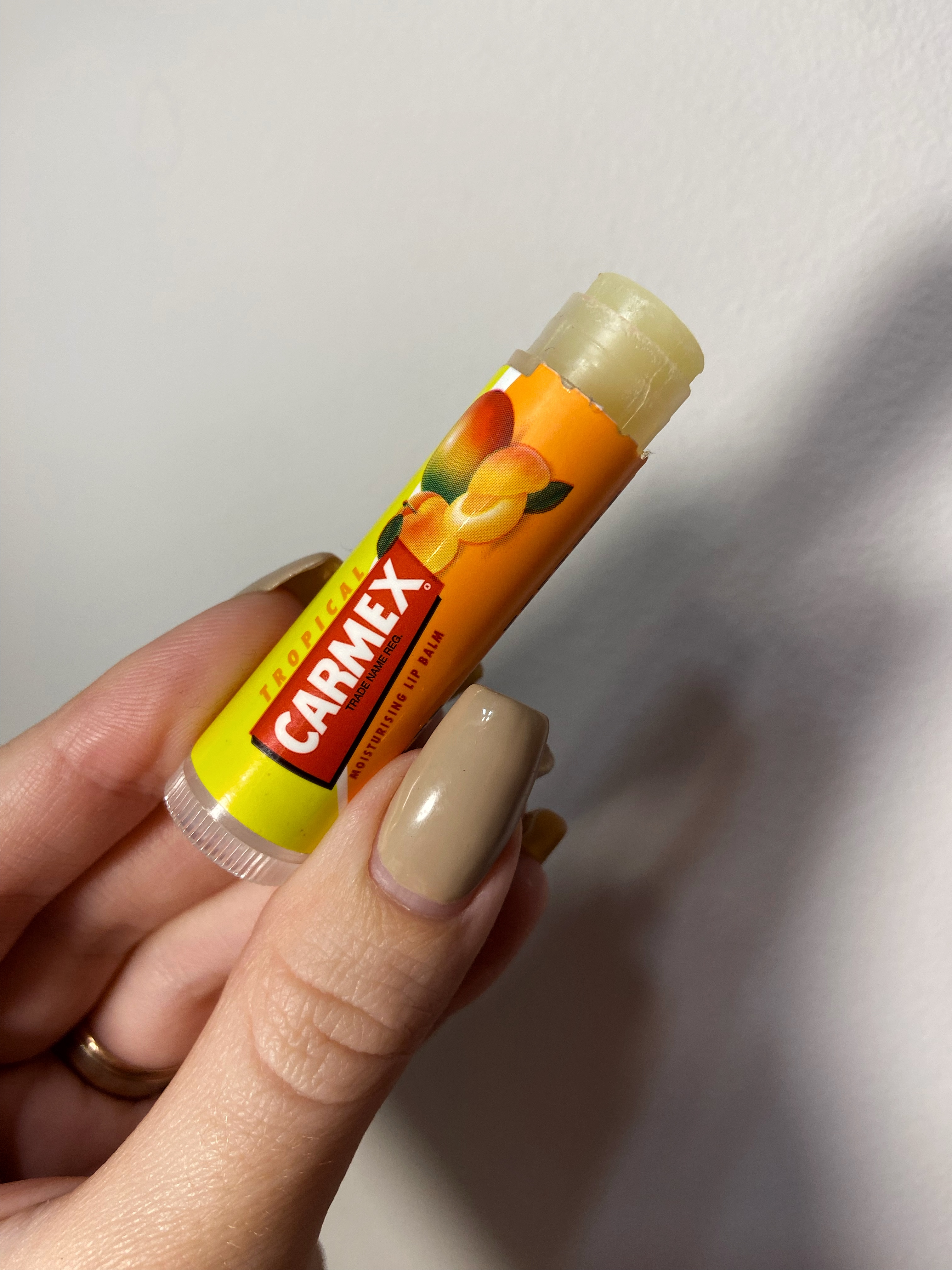 Carmex - бальзам який я полюбила давно і одразу🙌🏼