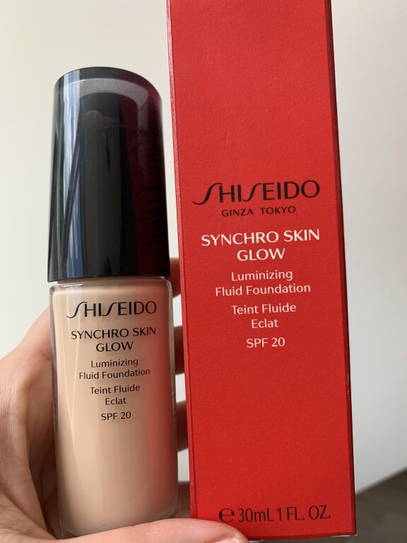Найкращий тон  Shiseido «сяюча доглянута шкіра»