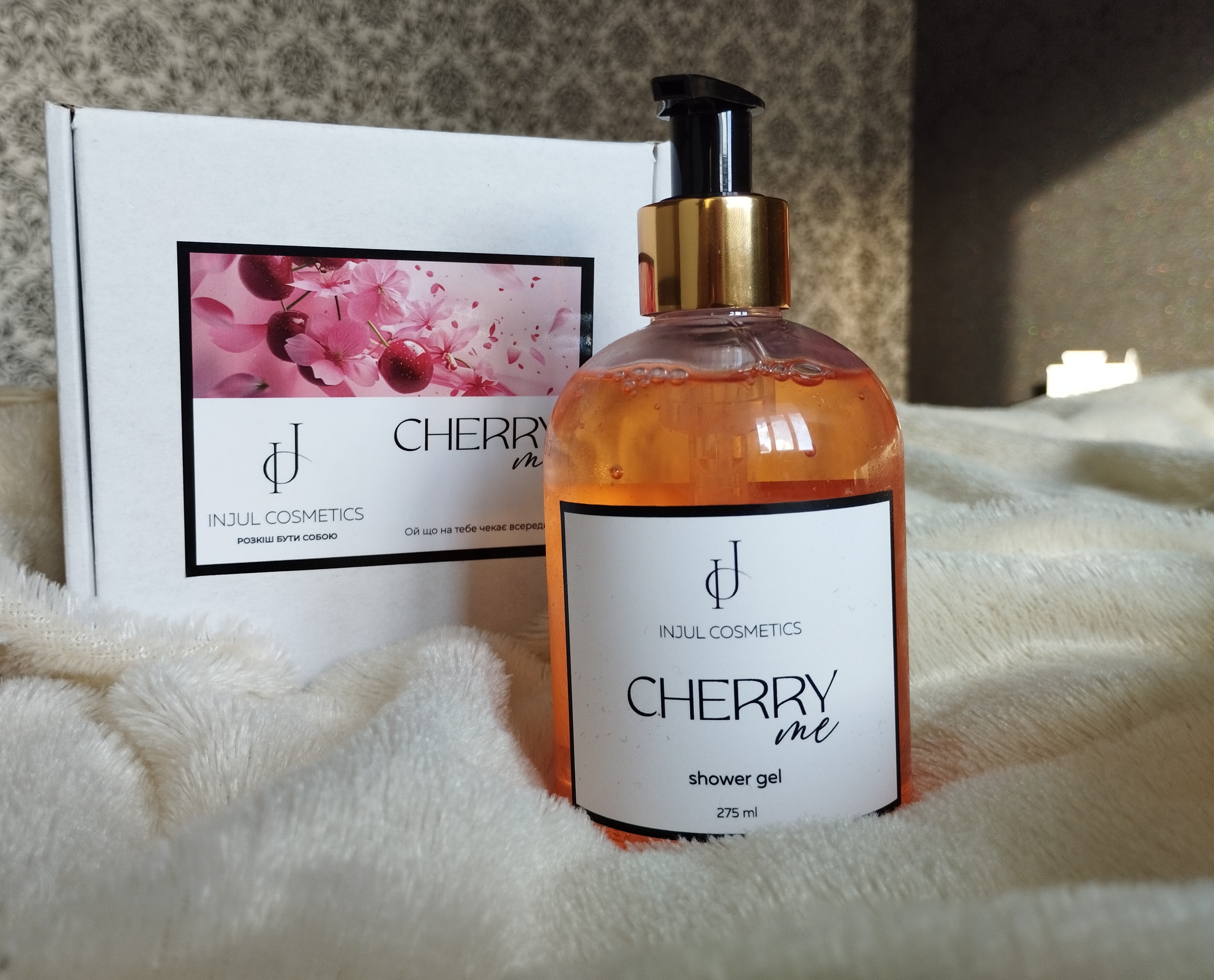 Injul Cosmetics Cherry Me Shower Gel