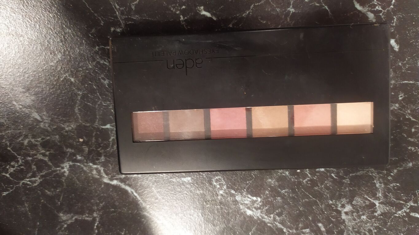 Aden cosmetics eyeshadow palette