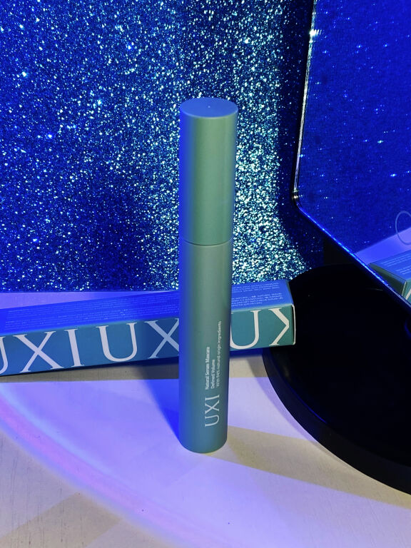 Uxi Natural Serum Mascara та важкий вибір туші