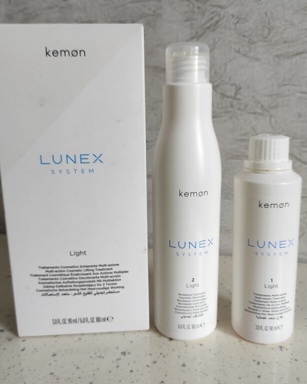 Освітлення волосся на 2 рівні в домашніх умовах з Kemon Lunex System