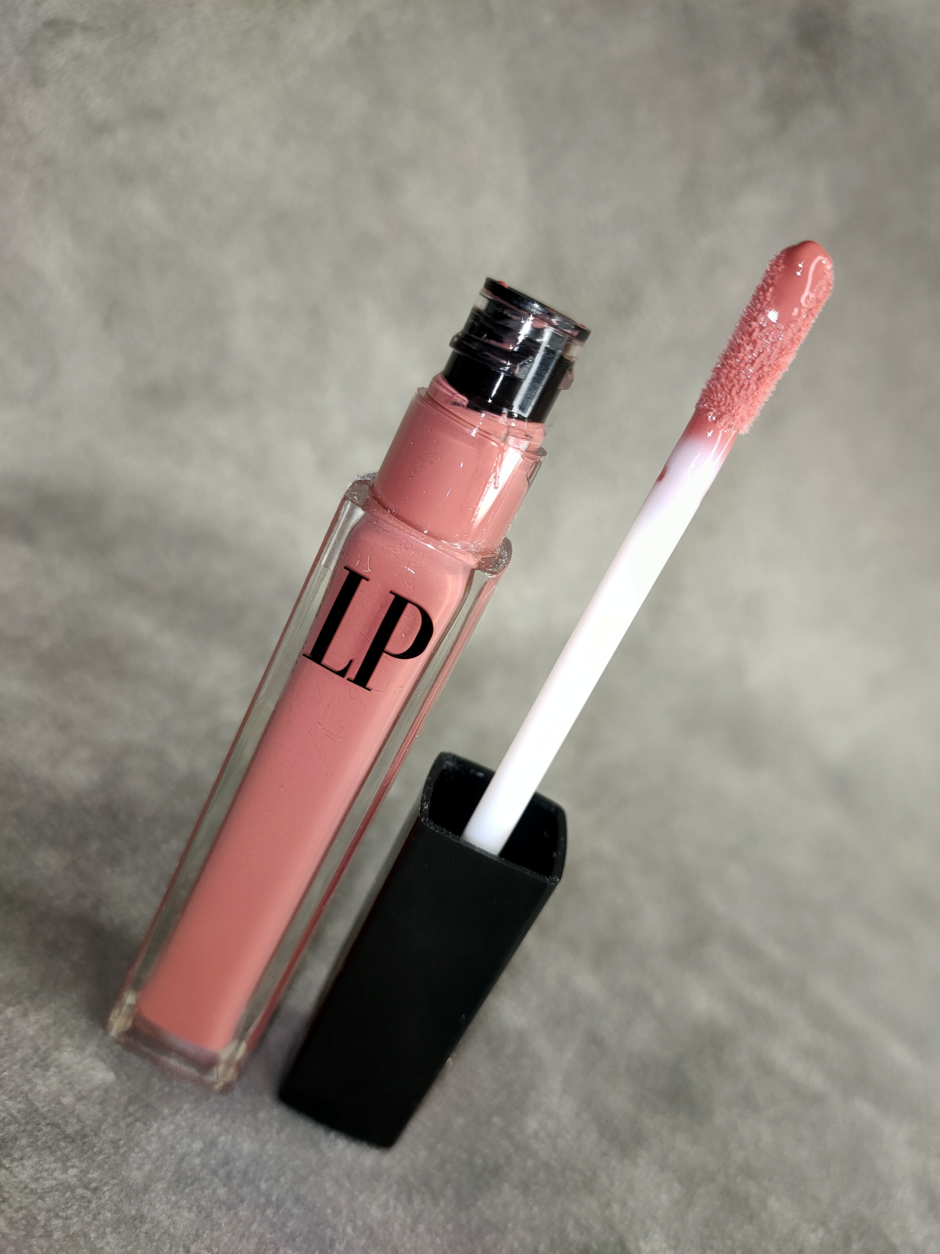 #testinmakeupclub Блиск для губ Laboratoire Professionnel Care Lip Gloss