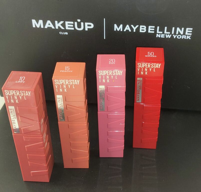 Стійка рідк�а помада для губ Maybelline SuperStay Vinyl Ink Liquid Lipstick