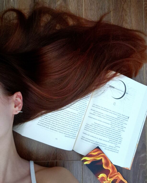 Закос під головну героїню книжки – причина тонування волосся ❤️