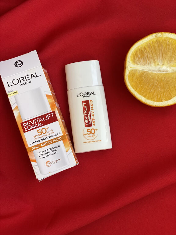 L'Oreal Paris Revitalift Vitamin C це ж класно)