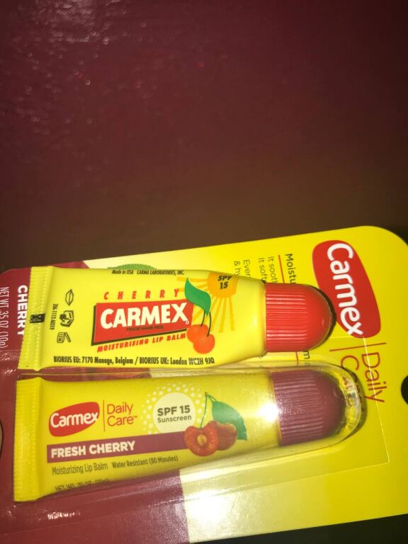 бальзам Carmex