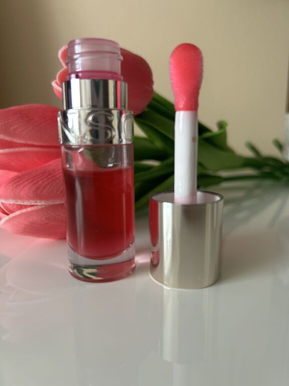 Clarins lip comfort oil…