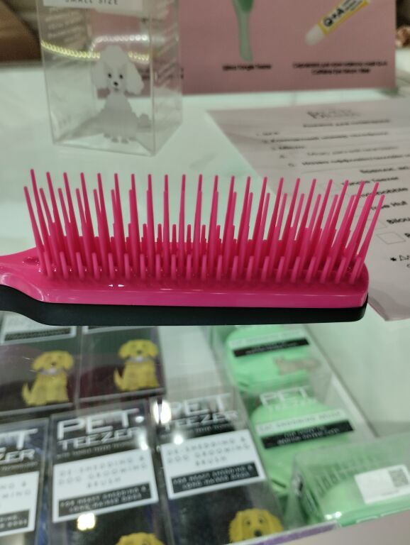 Новини з виставки краси TANGLE TEEZER