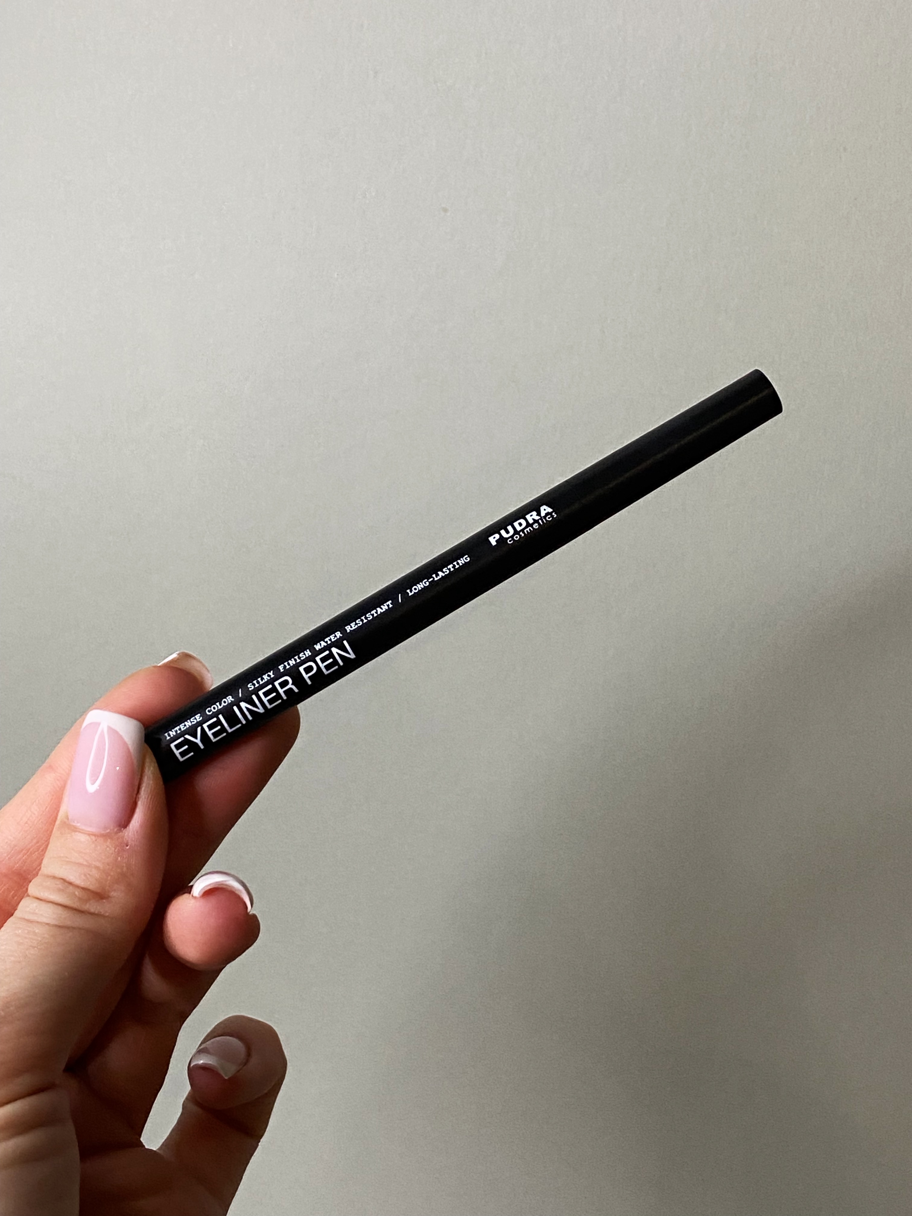 Враження від Pudra Cosmetics Professional Long Lasting Eyeliner Pen