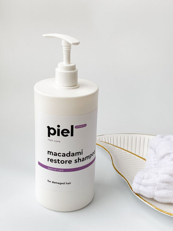 Відновлюючий шампунь для пошкодженого волосся Piel Cosmetics Hair Care Macadami Restore Shampoo