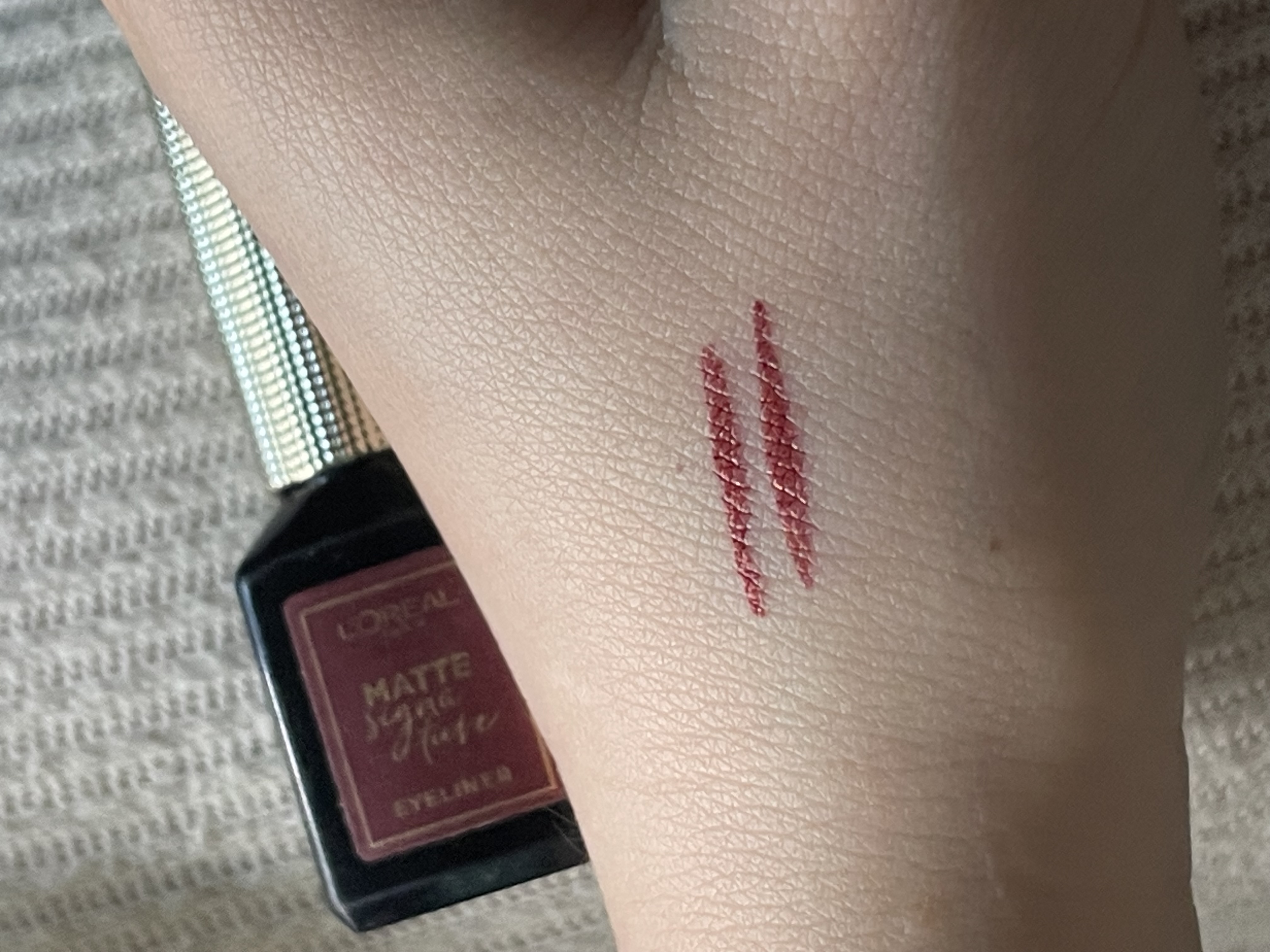 L`Oréal Paris Infaillible 24H Matte Liquid Рідка матова підводка для повік