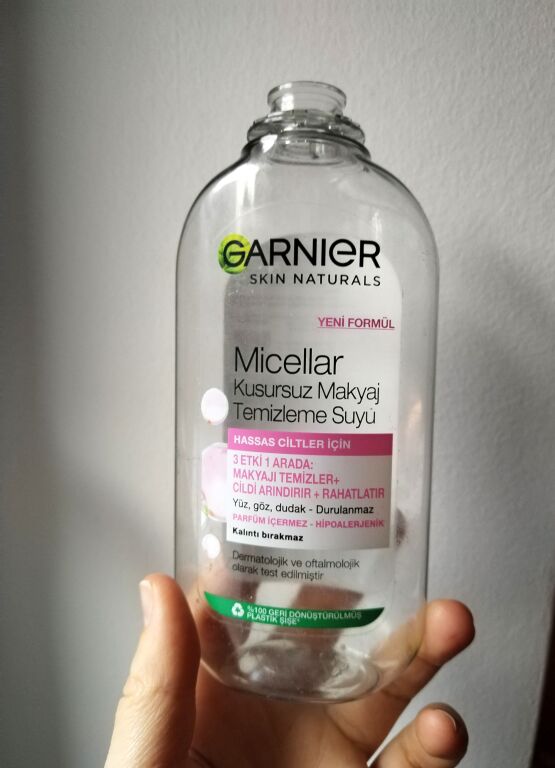 Як я чистила міцелярною водою Garnier Skin Naturals все навкруги)