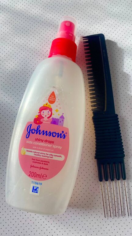 Відгук про Johnsons Baby Hair Care "Блискучі локони"