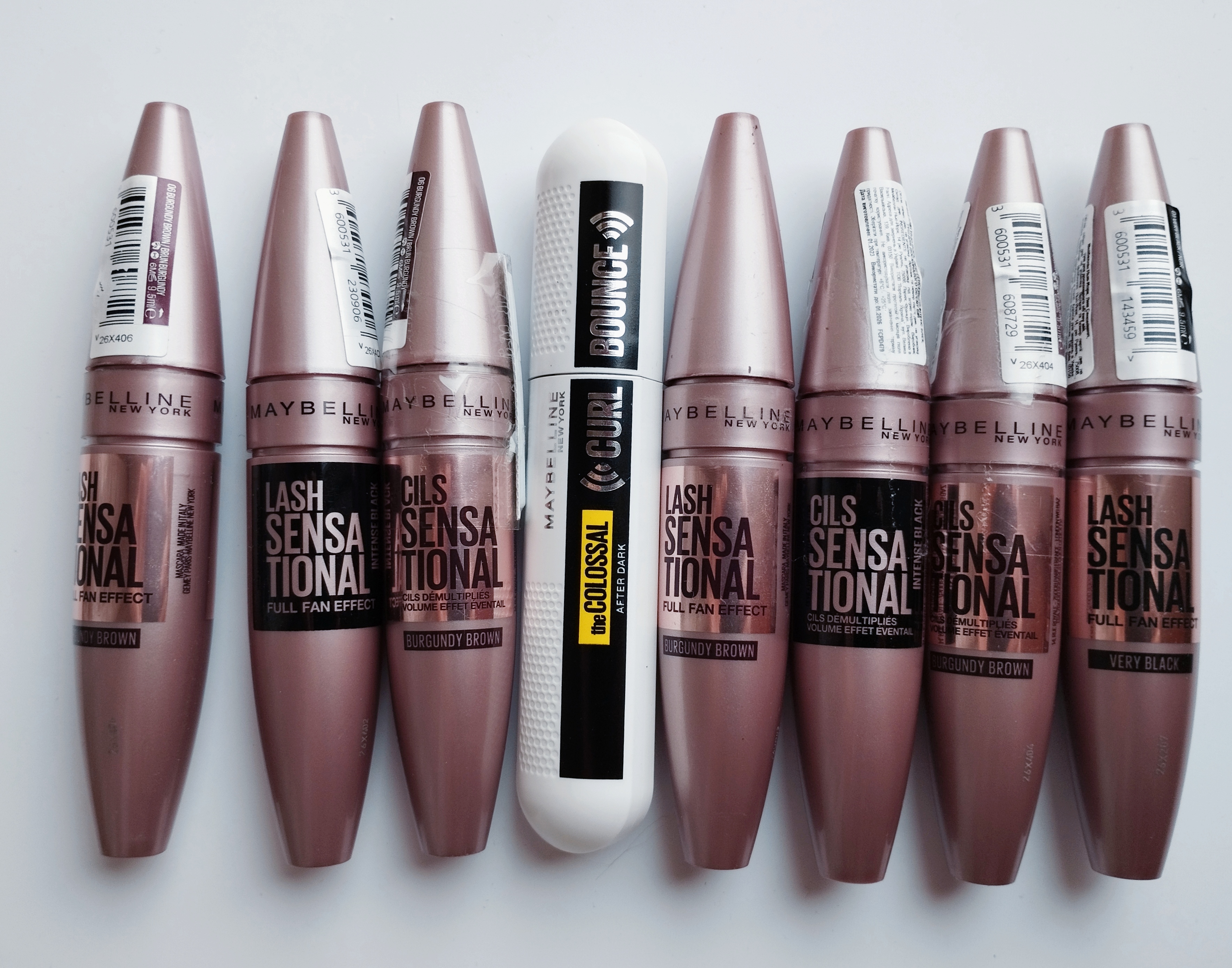 Одна з найкращих від Maybelline! Обожнюю її! У відтінок Burgundy brown я закохалася!