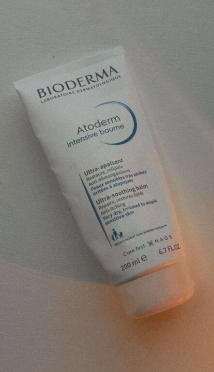 Заспокійливий бальзам для сухої шкіри від Bioderma