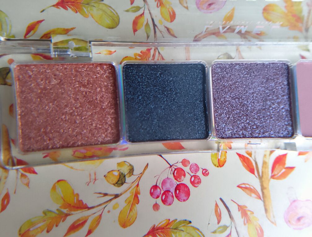 Осіння палетка Glam Eyeshadow Palette