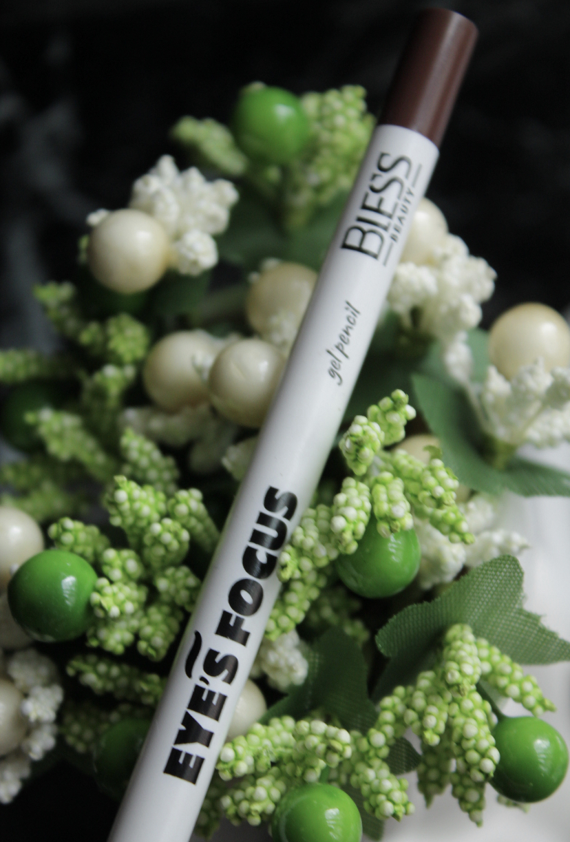 Bless Beauty Gel Pencil | Мій новий помічник у створенні макіяжу очей