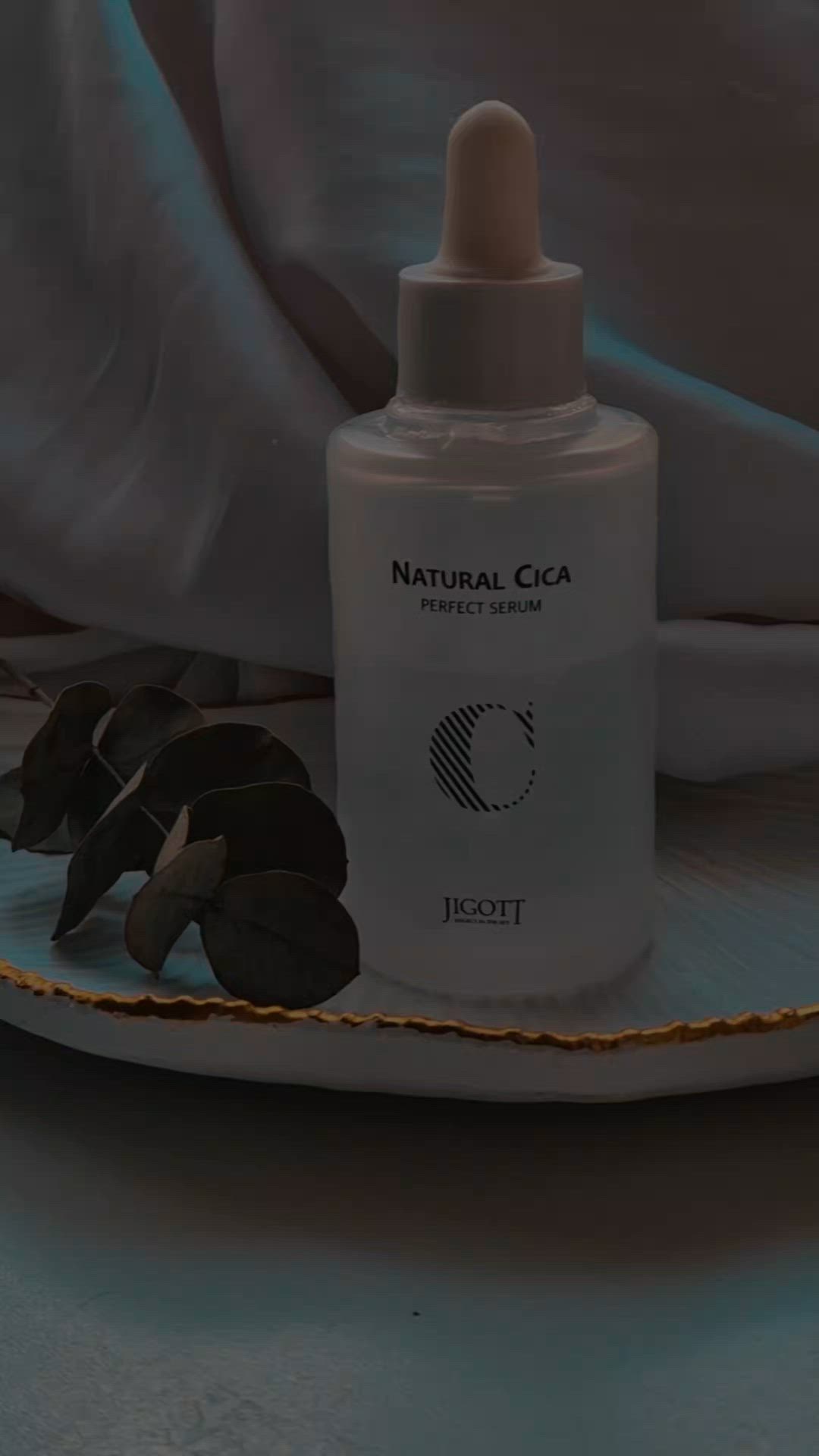 Захист та зволоження від Jigott Natural Cica Perfect Serum