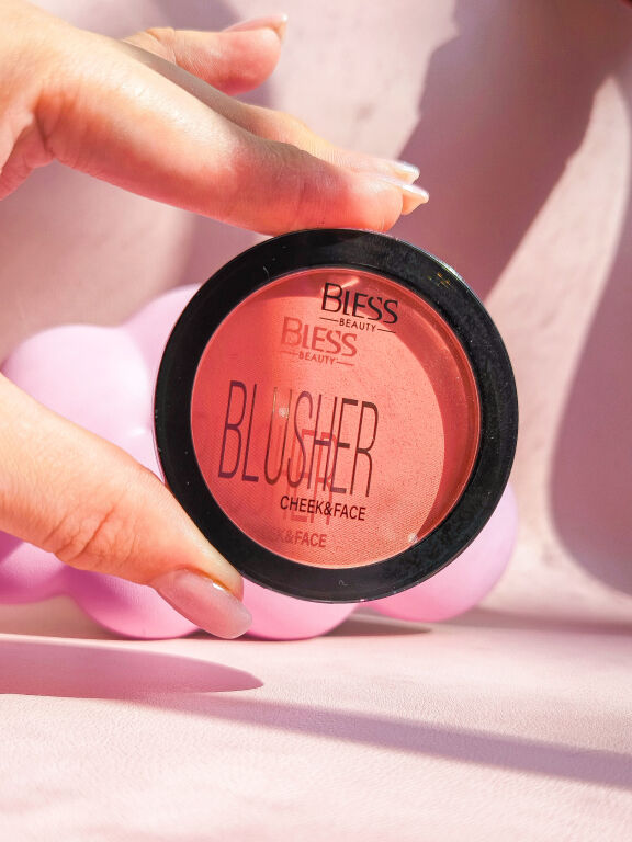 Blusher від Bless Beauty