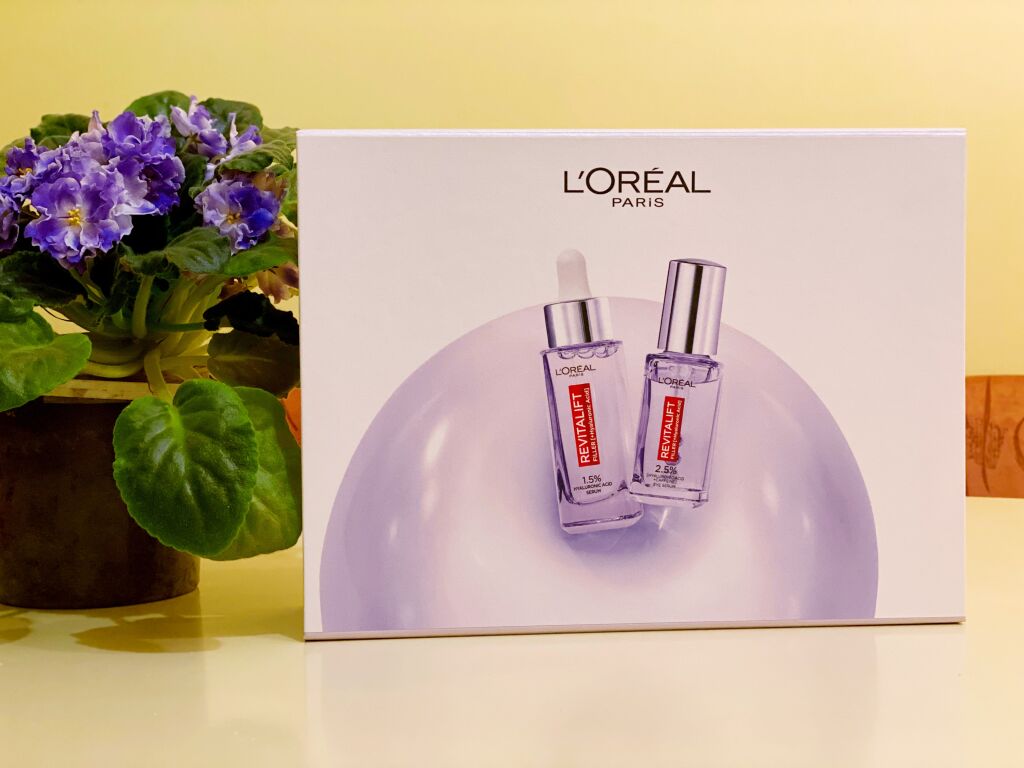 Розпаковка подарунку від Makeup та L’Oréal