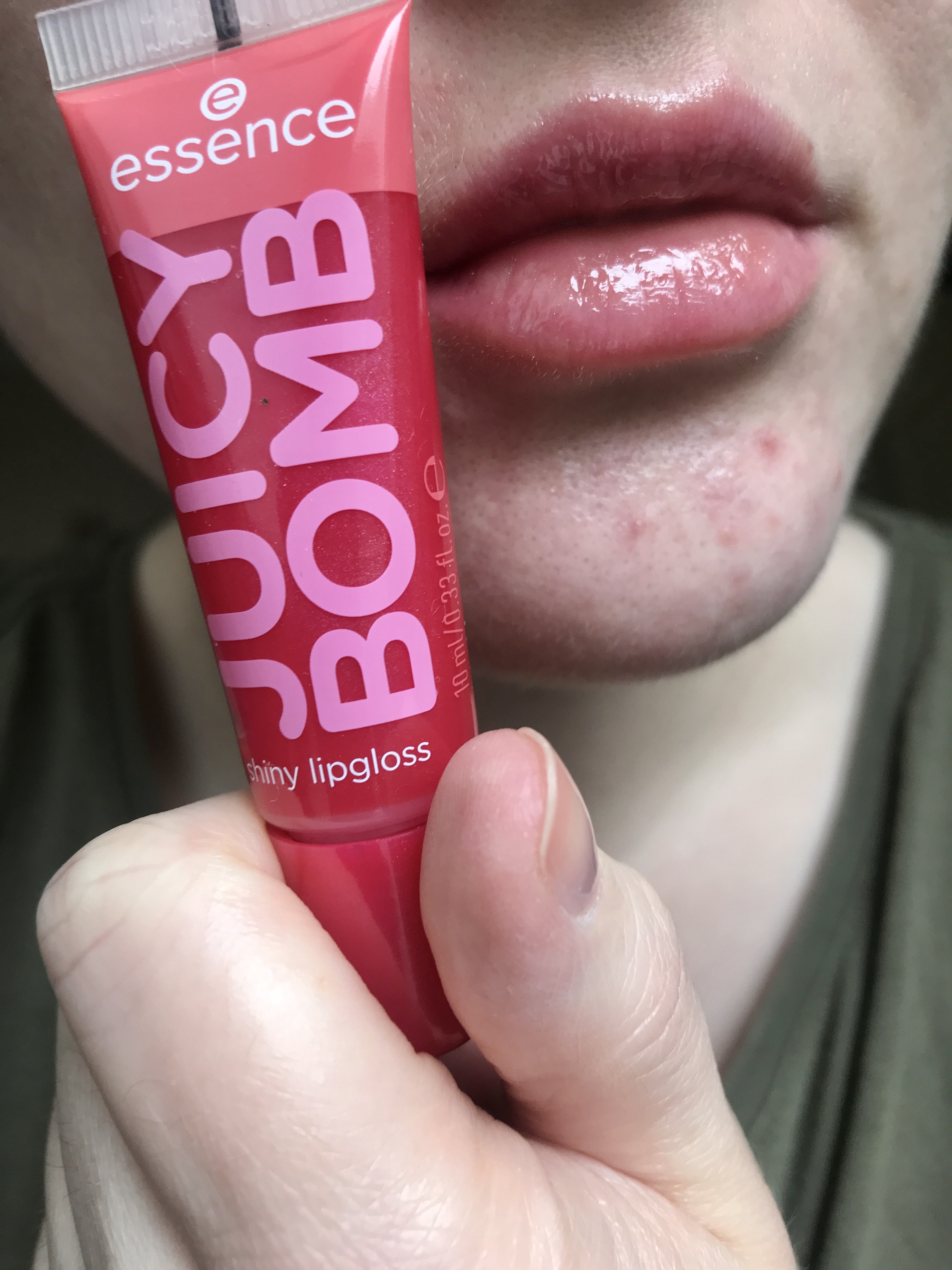 Essence Juicy Bomb🍒🍉🍎🍌🍏🍓🍍🫐